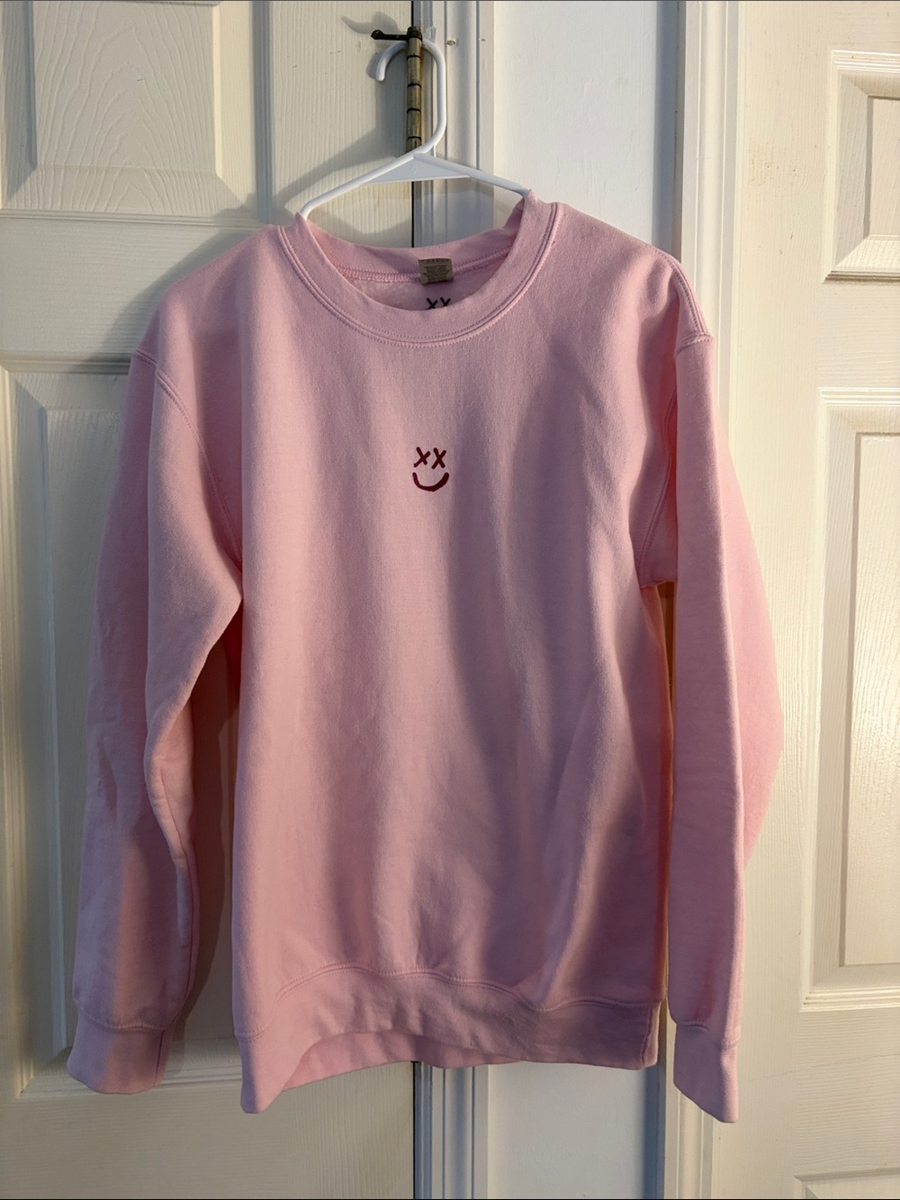 Louis Tomlinson 2020 merch Walls Pink Crewneck Sweatshirt